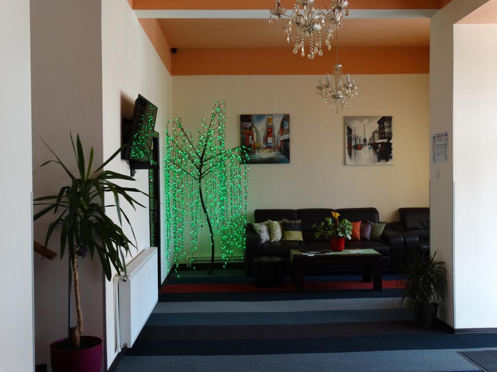 Prince Hotel Меркуря-Чук Экстерьер фото