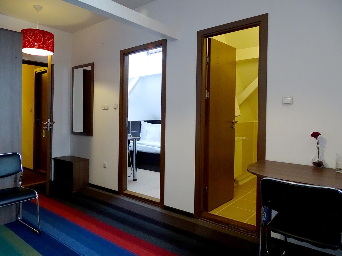 Prince Hotel Меркуря-Чук Экстерьер фото